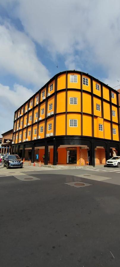 La Cubana Hotel & Suites Colón Exterior foto